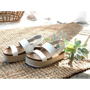 Dirty Laundry Espadrille Sandals